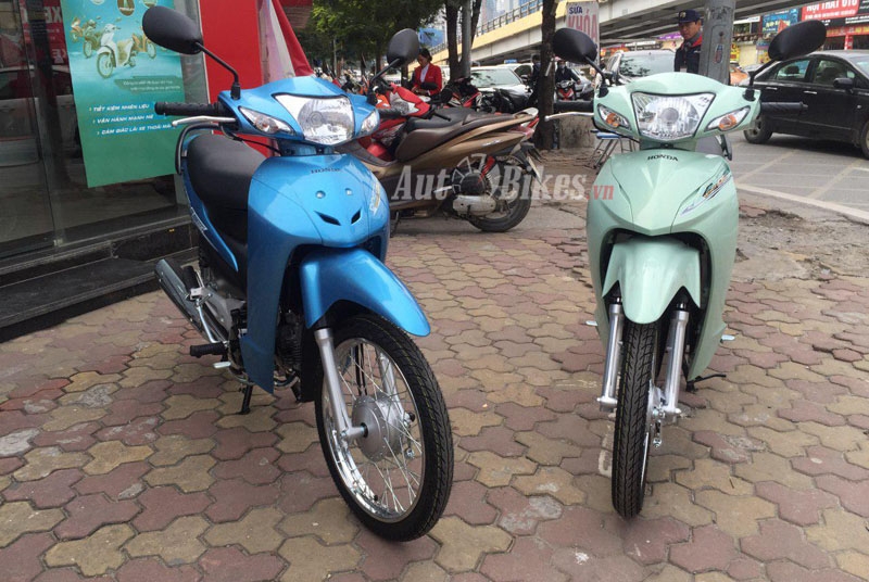 1 nam gia xe may honda giam 4 trieu dong