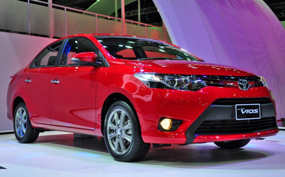 toyota vios dong loat giam gia soc va co the con giam nua
