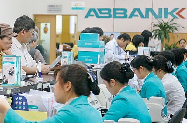 abbank bao lai vuot ke hoach nam ty le no xau gan cham tran 3